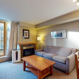 https://whistler-peak-lodge.hotels-of-whistler.com